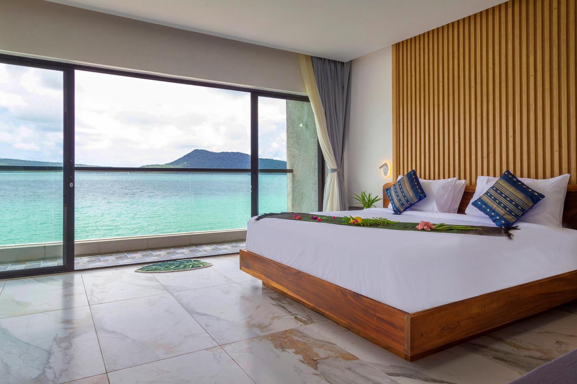 Pearl Beach Resort & Spa Koh Rong Samlon Eksteriør billede