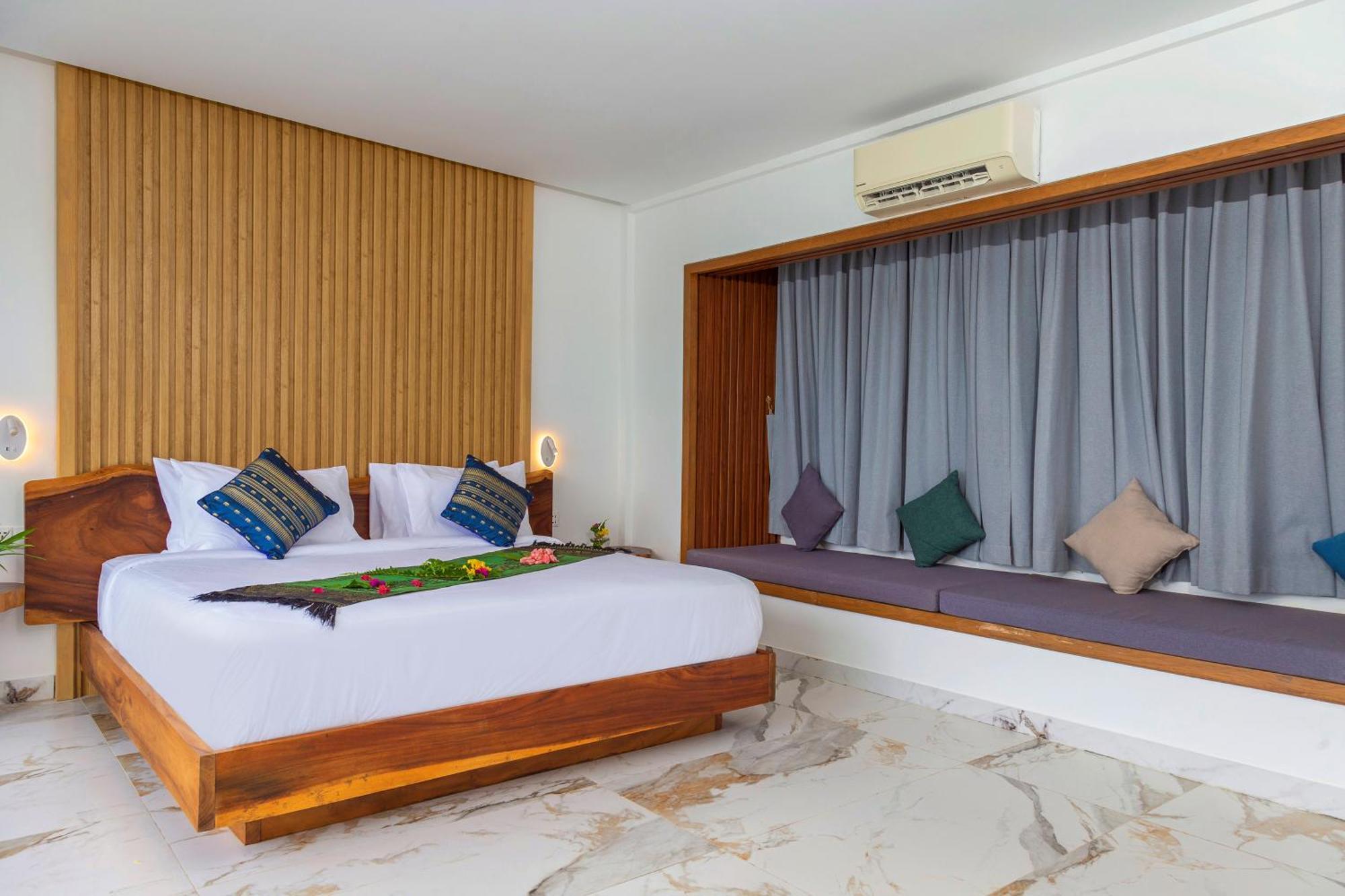 Pearl Beach Resort & Spa Koh Rong Samlon Eksteriør billede